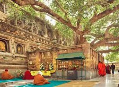 4 Nights 5 Days Kasi Tour Package from Coimbatore By Flight