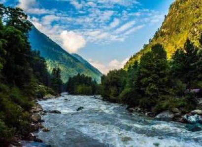 4 Night - 5 Days Kashmir Tour Package
