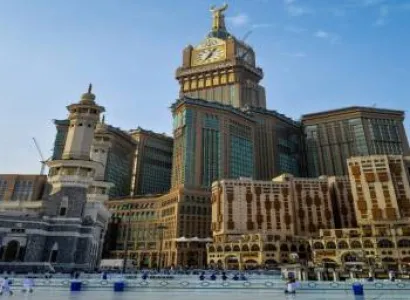 14 Night 15 Days - Umrah package