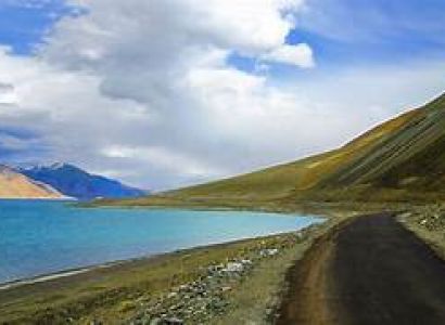 08 Night / 09 Days Srinagar Kargil Leh Nubra Turtuk Pangong Tour Package
