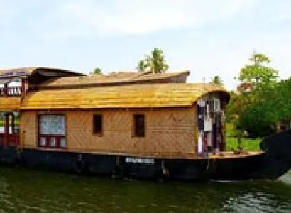Kerala Honeymoon Tour