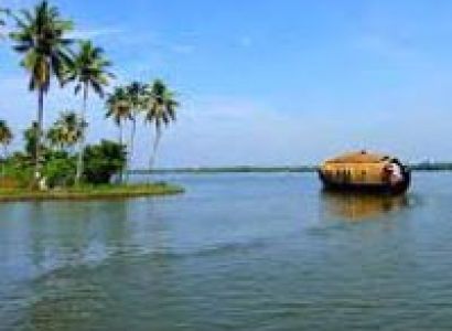 Essence of Kerala Tour
