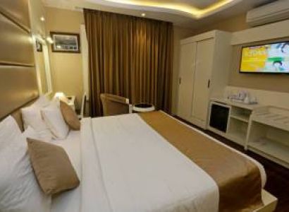 Kashmir Autumn Carnival Tour