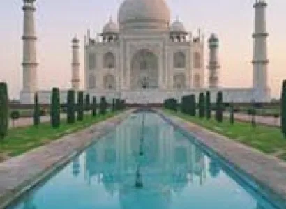 Classic Taj Mahal Package