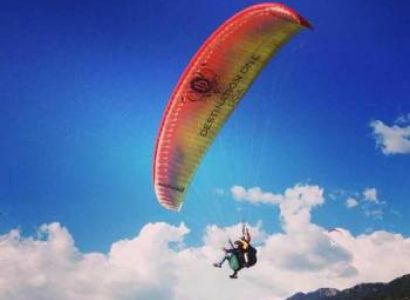 Bir Billing Paragliding Tour