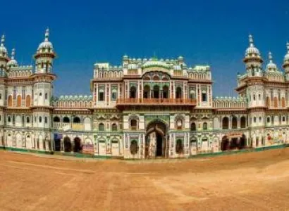 5 Day Lumbani - Pokhara - Manokamana Devi - Kathmandu Tour