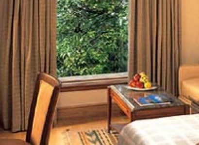 Luxury Cruise in Kerala – God’s Own Country Tour