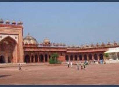 Weekend Breaks -agra & Sikri Tour