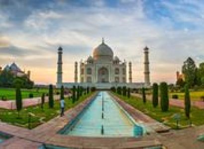 Weekend Breaks -agra & Sikri Tour