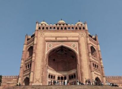 Weekend Breaks -agra & Sikri Tour