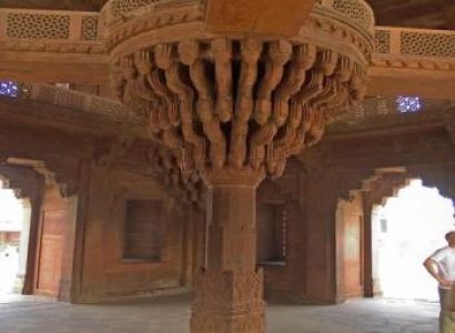 Weekend Breaks -agra & Sikri Tour