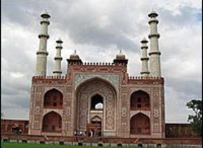 Weekend Breaks -agra & Sikri Tour