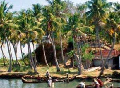 Luxury Cruise in Kerala – God’s Own Country Tour