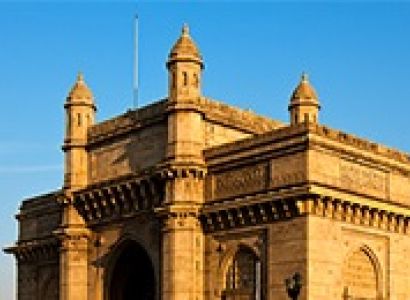 Sun Sand & Cave Temples Tour