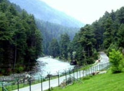 Kashmir Panorama 4 Nights 5 Days Tour