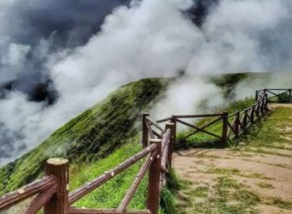 4 Day 3 Nights Meghalaya Package