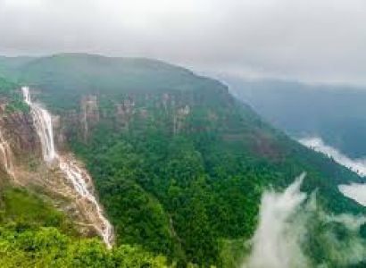 4 Night and 5 Days Meghalaya Tour