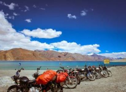 Leh Nubra, Pangong ( Deluxe) Tour 5 Nights / 6 Days