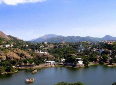 Short Escape to Mount Abu Tour