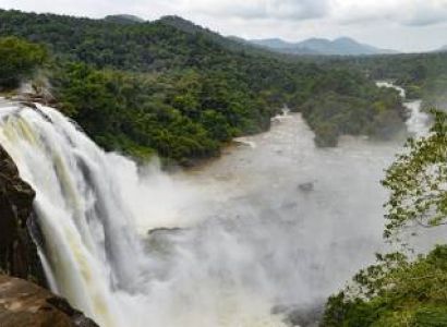 Kerala Most Popular In 6 Days  Athirapally - Munnar - Thekkady - Alleppey - Kochi