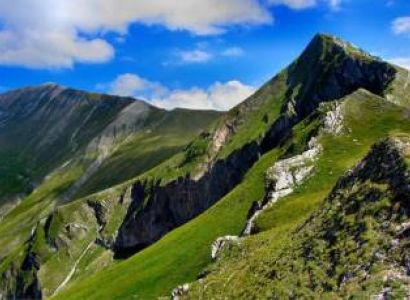 Mysore Ooty Coonur Kodaikanal Munnar Alleppy Cochin 9 Night 10 Days