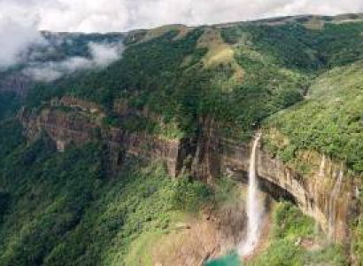DISCOVER MEGHALAYA TOUR