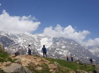Delhi - McleodGanj - Triund - Delhi Tour