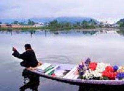 Kashmir Tour Package 5N/6D