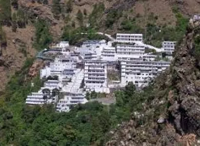 Himachal Amritsar Vaisnoo Devi Family Package