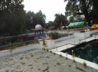 Srinagar ,Pahalgam , Gulmarg, Sonamarg, Srinagar Tour