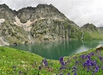 Spity Valley Family Tour Package