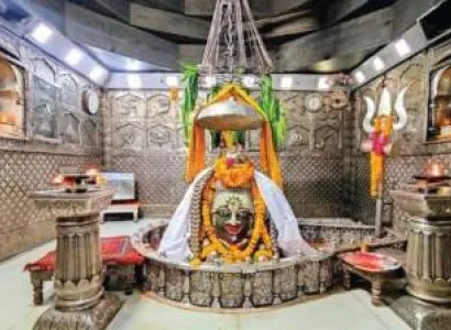 Same Day Guna to Ujjain Darshan Cab Package