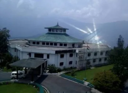 Packages in Pelling