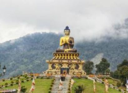 NJP - Gangtok - Pelling - Darjeeling Tour
