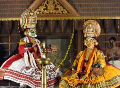 Kerala With Munnar, Thekkady & Alleppey Holiday Tour 4 Night 5 Days