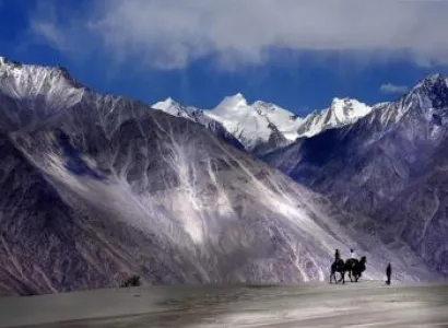 Kashmir With Ladakh Tour