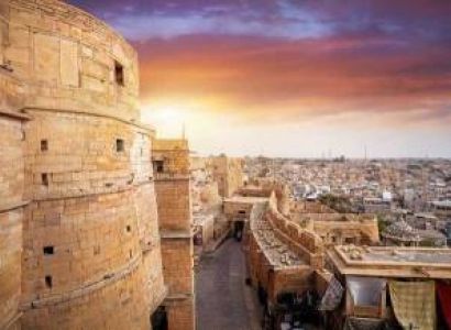 Forts, Palaces and Sand dunes for 4 adults