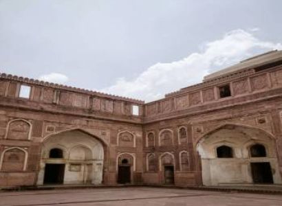 Private Taj Mahal At Sunrise and Agra Day Tour from Delhi