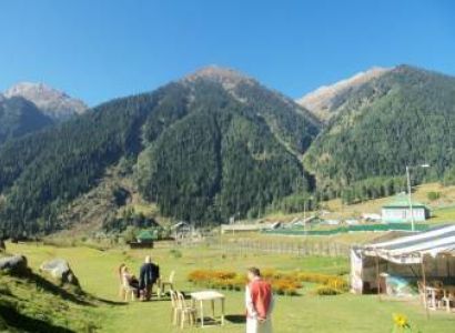 Kashmir Tour Package 10n 11d Howrah to Howrah