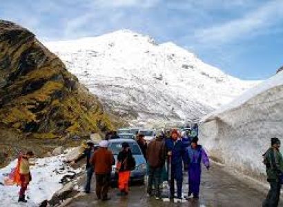 Manali Tour Packages from Varanasi