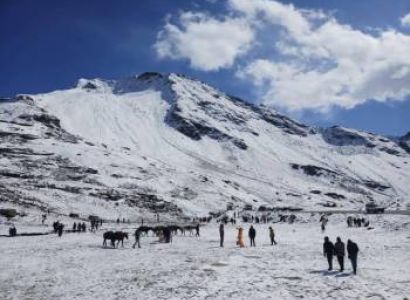 Manali Tour Packages from Varanasi