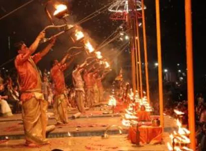 Varanasi – Chitrakoot – Prayagraj – Ayodhya   5 Nights 6 Days  Tour Package