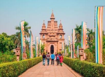 Varanasi – Chitrakoot – Prayagraj – Ayodhya   5 Nights 6 Days  Tour Package