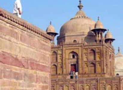 Allahabad Varanasi Tour Package from Delhi