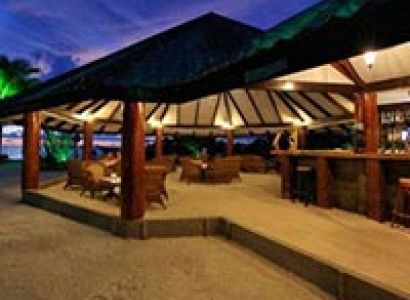 Budget Maldives Honeymoon Package