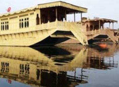 Winter Special Charismatic Kashmir Tour