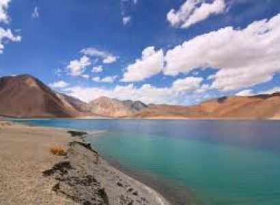 Cold Desert with Pangong Tour