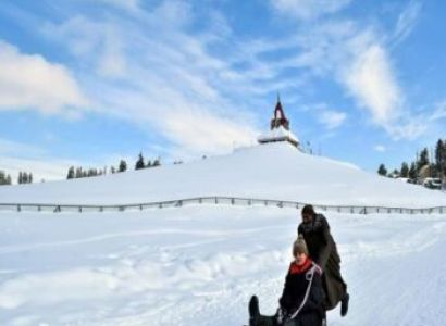 Srinagar - Gulmarg - Pahalgam - Sonamarg 4 Night Tour Package