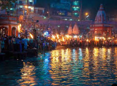 Kedarnath-Badrinath yatra Package By 8 Seater Tevera NON AC