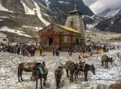 Kedarnath-Badrinath yatra Package By 12 Seater Tempo Traveller NON AC